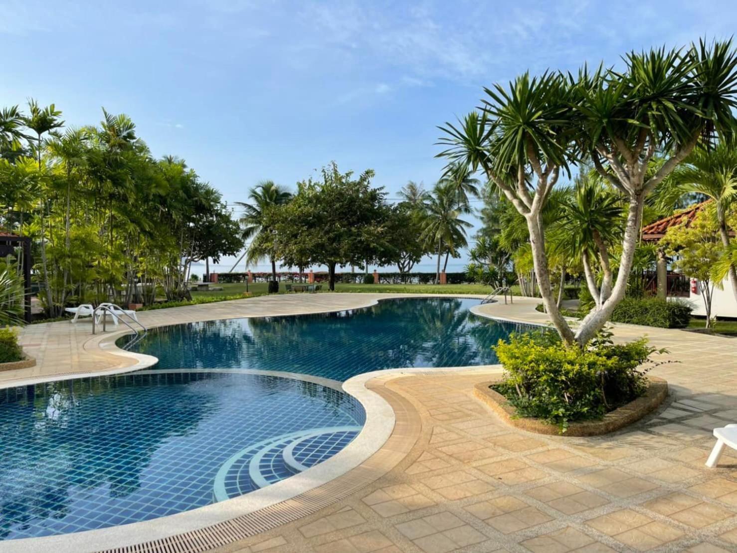Sailom Resort Bangsaphan Bang Saphan Exterior foto