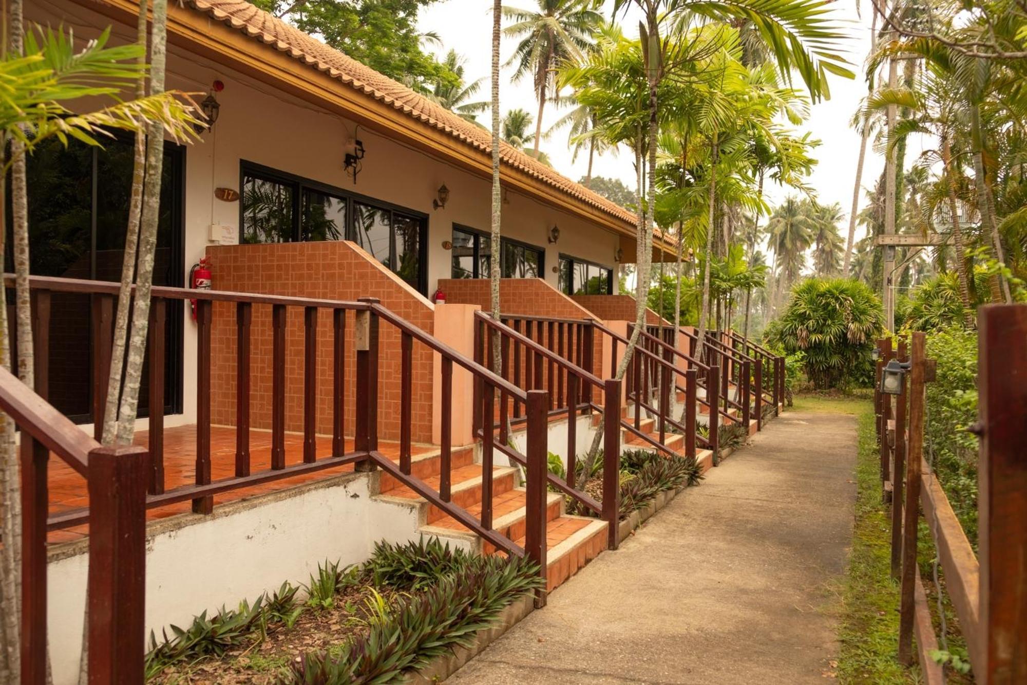 Sailom Resort Bangsaphan Bang Saphan Exterior foto